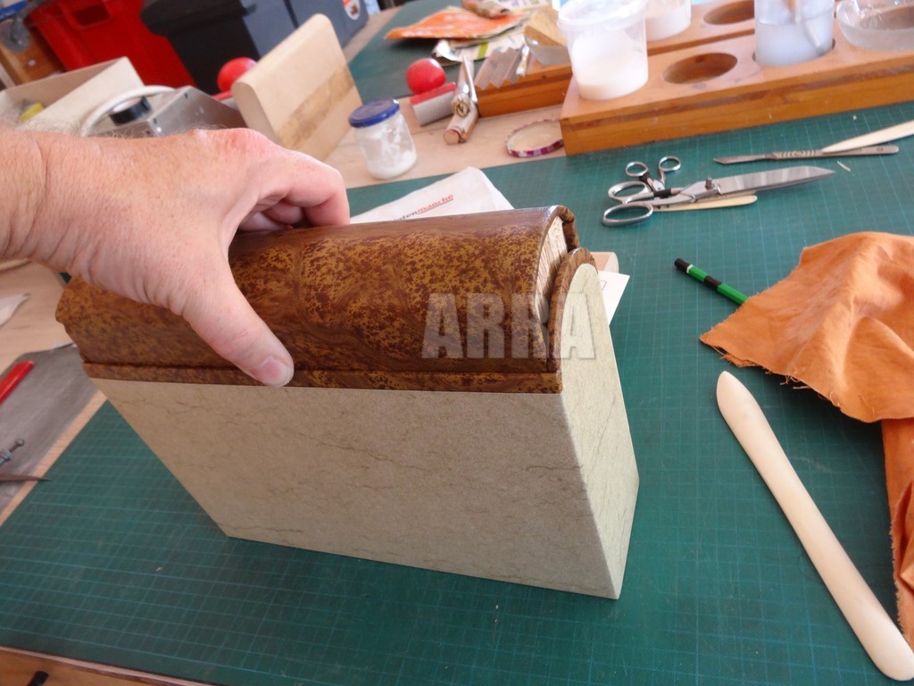 ETUI POUR PLEIN CUIR